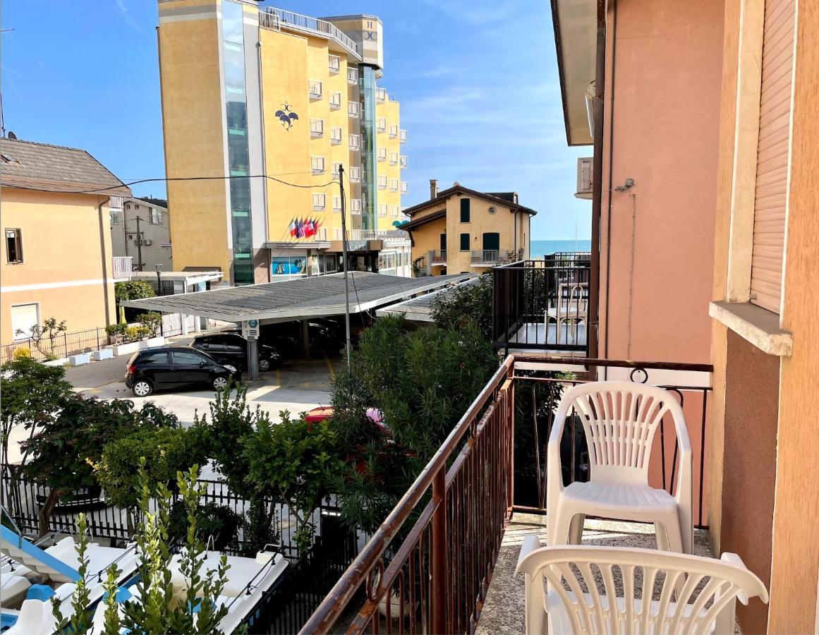 Appartamento Palma Carraro Immobiliare Jesolo - Family Apartments Extérieur photo